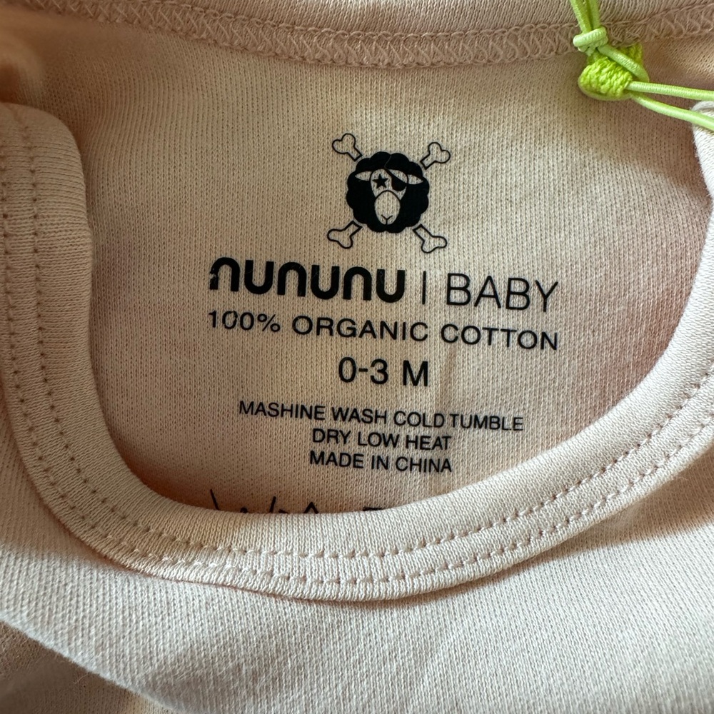 NUNUNU Baby Organic Cotton Onesie 0-3 months NWT - Picture 3 of 9
